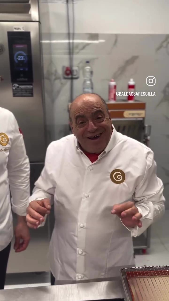 Anteprima del video: un pasticcere in laboratorio da Glorioso